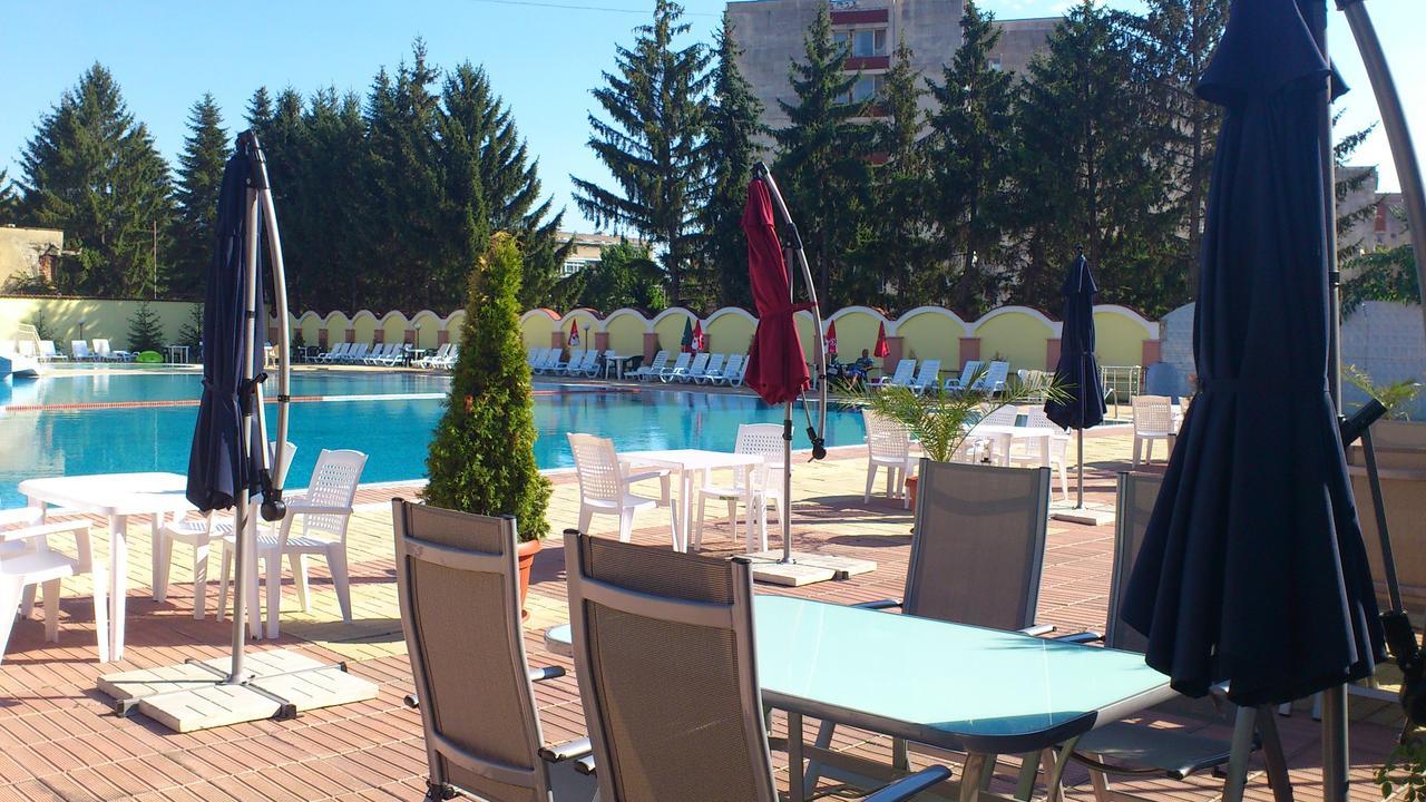 Hotel Mimoza Razgrad Exteriör bild
