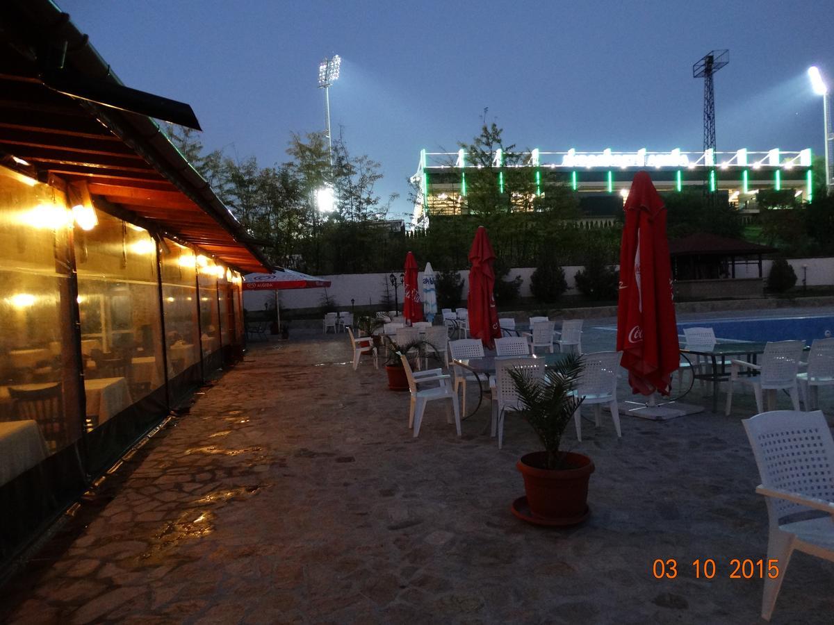 Hotel Mimoza Razgrad Exteriör bild
