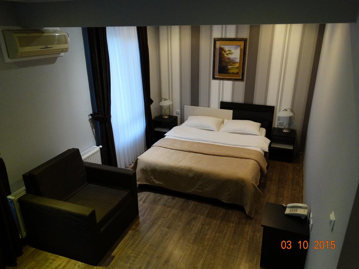 Hotel Mimoza Razgrad Exteriör bild