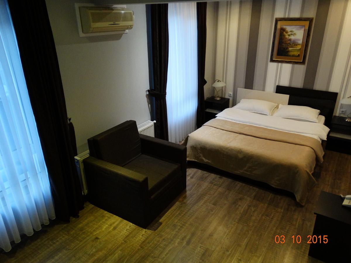 Hotel Mimoza Razgrad Exteriör bild