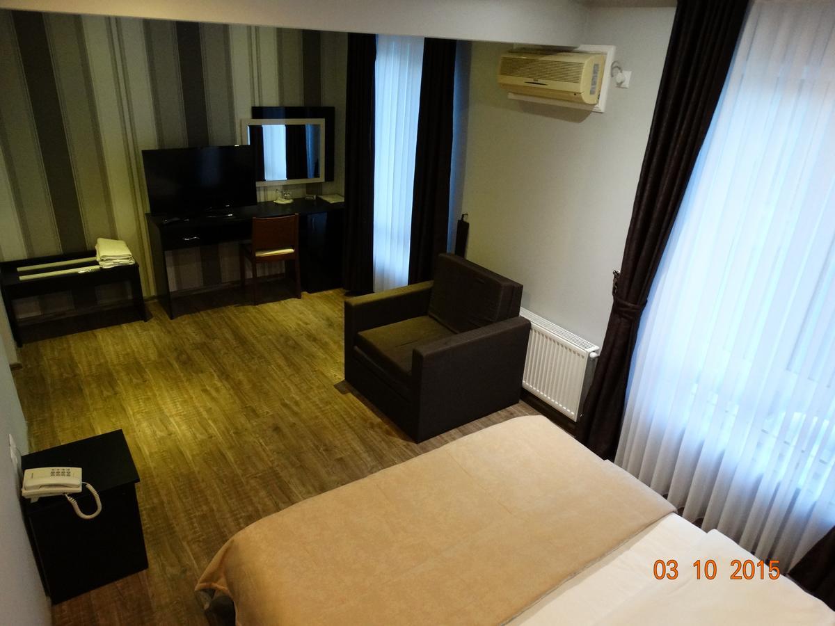 Hotel Mimoza Razgrad Exteriör bild